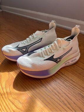 Mizuno Womens Neo Zen Running Shoes - Size 9.5